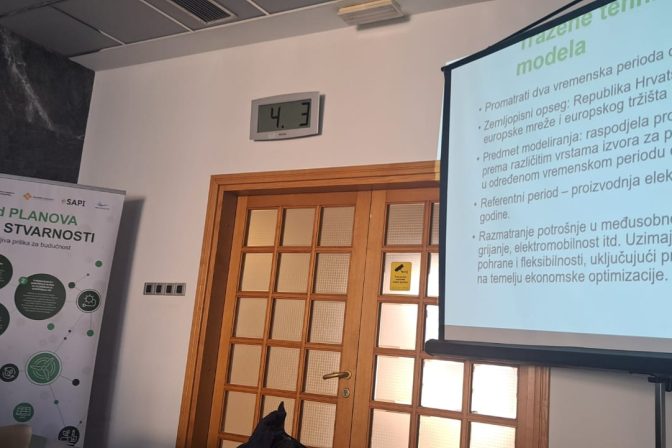 90a6058a-47a0-4aa7-a36b-99041e6c013d