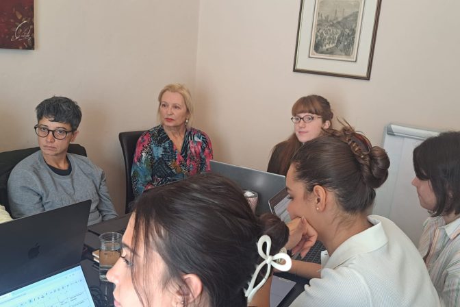 406bb1b5-23c2-4f1a-92be-2b220fb80cba