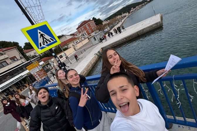 7c116258-20dc-442c-a383-4372b94004ea