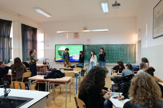 WhatsApp Image 2025-12-09 at 13.25.59