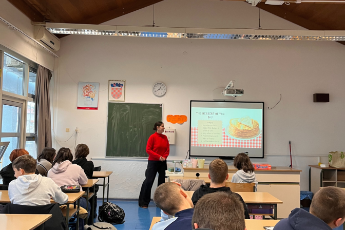 Okusi Francuske u osnovnoj školi “Murterski škoji”!