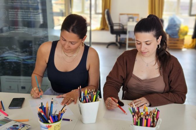 Refleksija za ožujak: Kad emocije progovore bojom i stihom