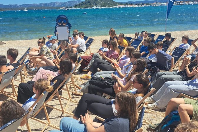 Učenje o moru kroz igru i suradnju: Argonauta sudjelovala u akciji „Sretno more“ na Murteru